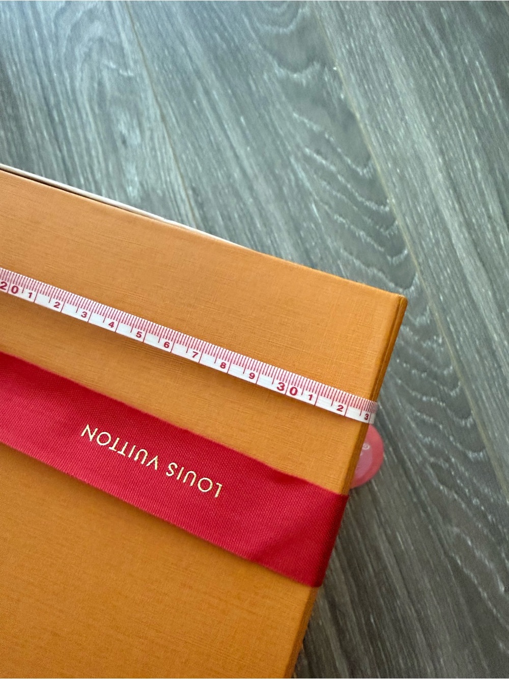 Louis Vuitton Gift Bag and Storage Boxes with ribbons - Picture 8 of 16
